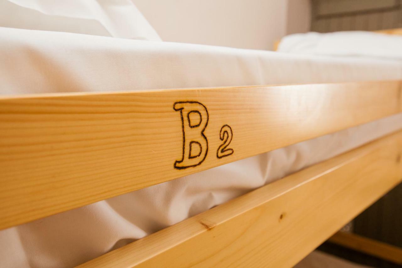 Hub 1878 Faro Hostel Bagian luar foto